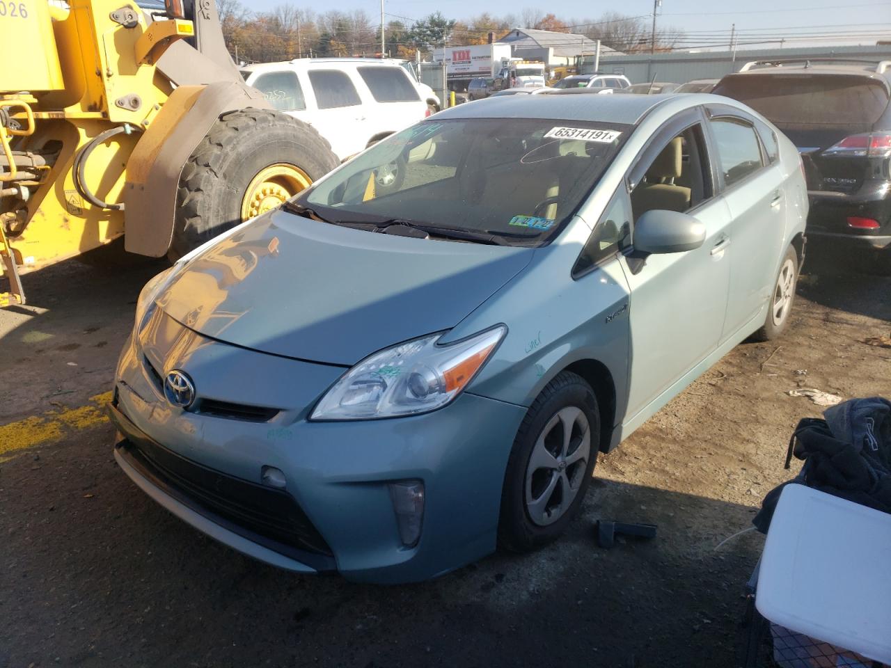 Photo 2 from auction – 2013 TOYOTA PRIUS with VIN JTDKN3DU2D5557378