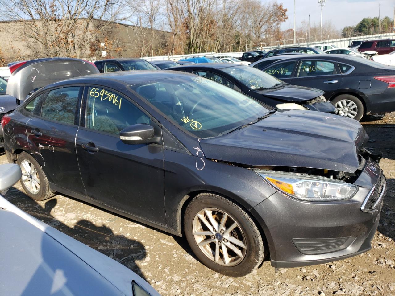 FORD FOCUS SE 2015 with VIN 1FADP3F21FL364920 - Photo from auction