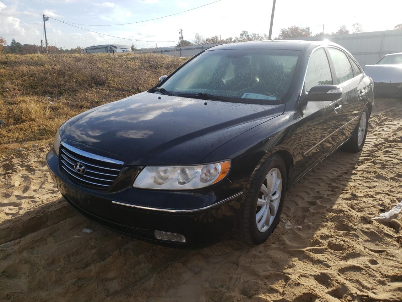 Photo 2 from auction – 2007 HYUNDAI AZERA SE with VIN KMHFC46F37A244374
