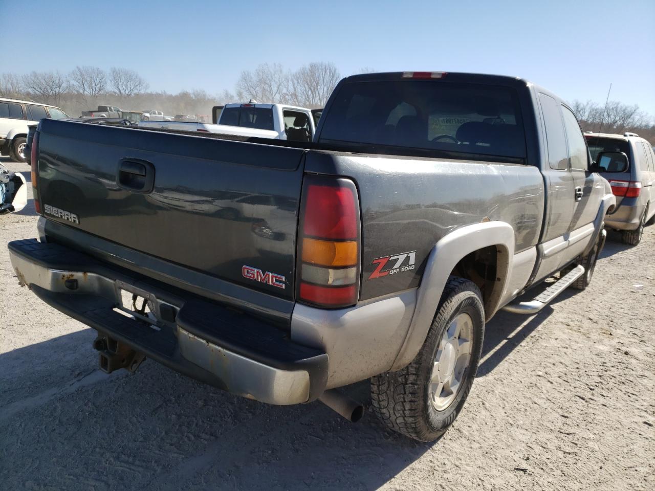 Photo 4 from auction – 2004 GMC NEW SIERRA with VIN 1GTEK19T74Z245043
