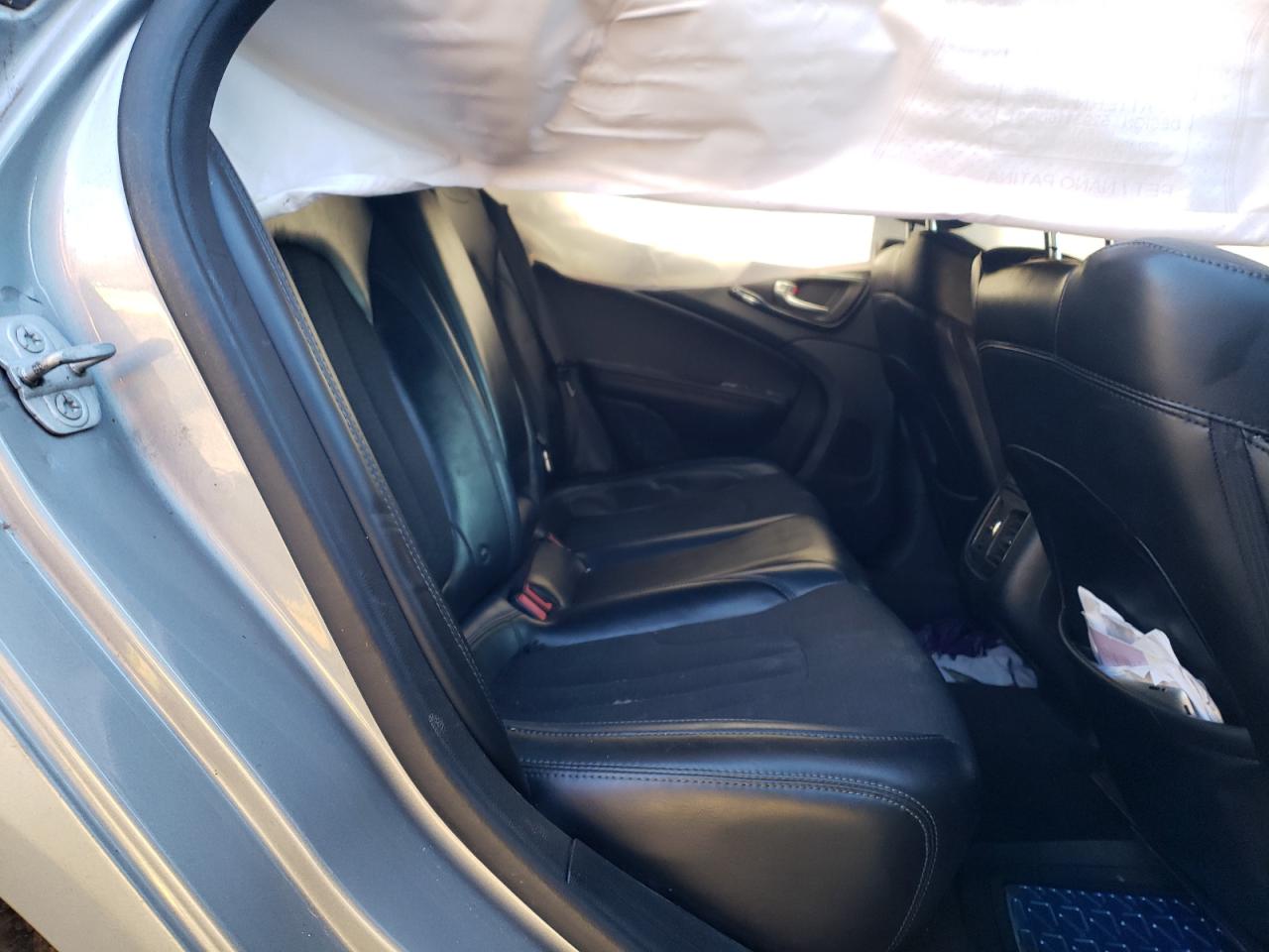 Photo 6 from auction – 2015 CHRYSLER 200 S with VIN 1C3CCCBG3FN505384