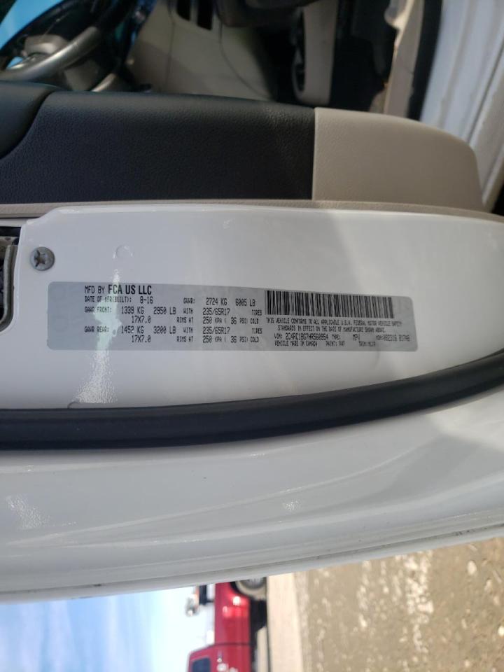 Photo 10 from auction – 2017 CHRYSLER PACIFICA T with VIN 2C4RC1BG7HR560954