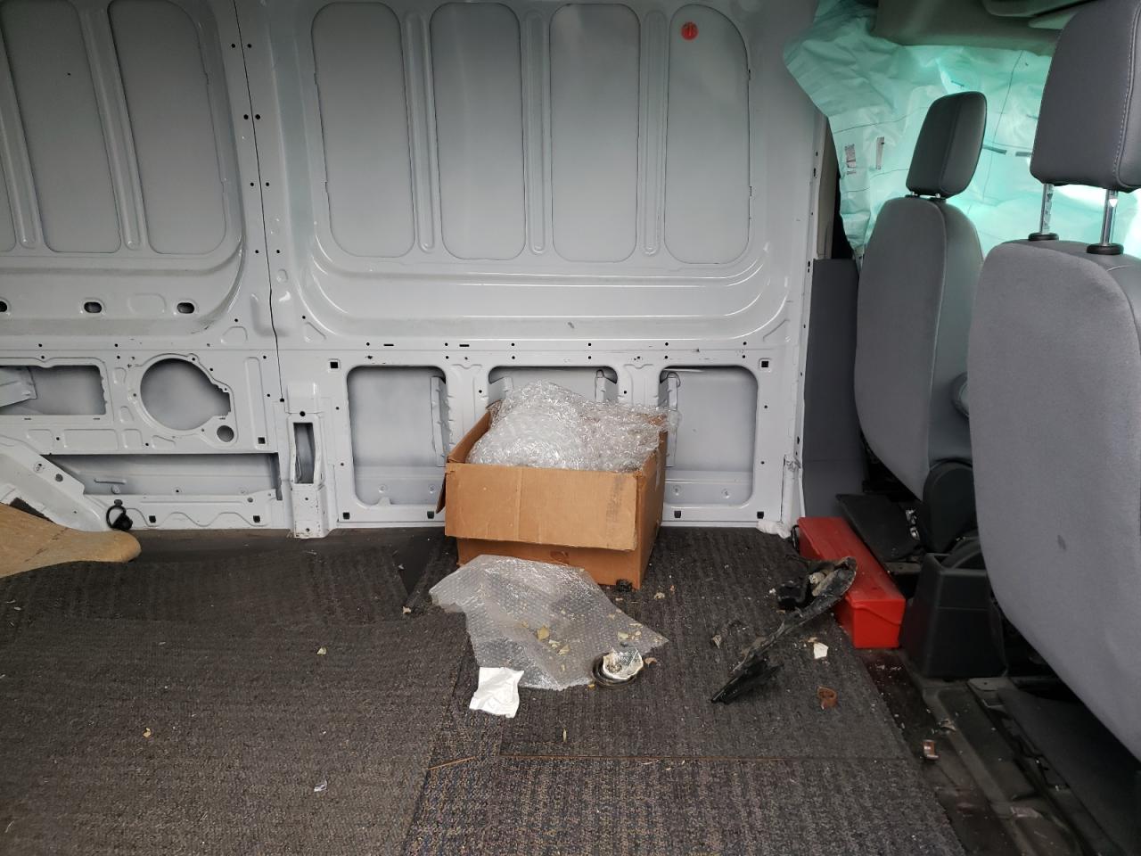 Photo 6 from auction – 2019 FORD TRANSIT T- with VIN 1FTYR3XM3KKB75997