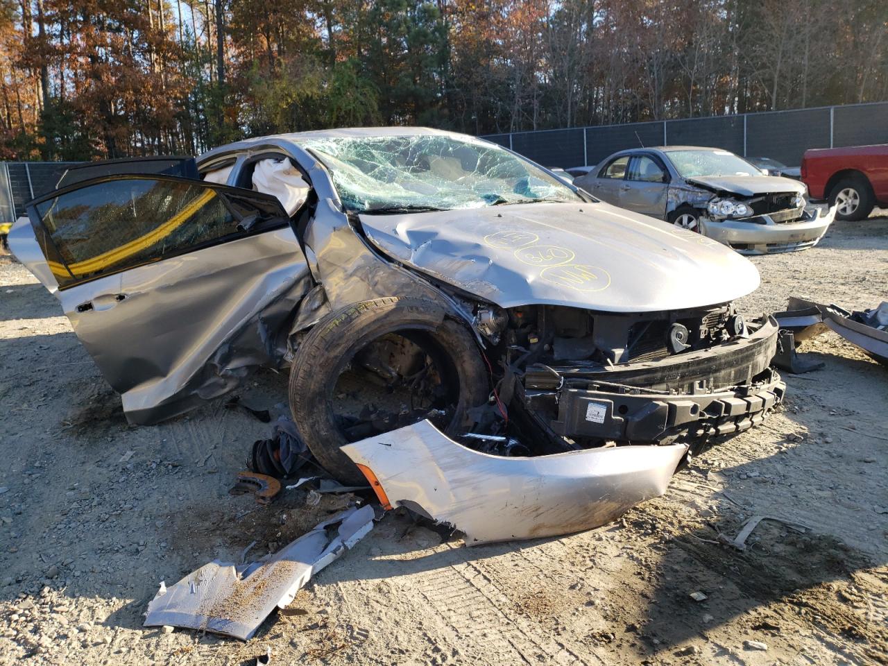CHRYSLER 200 S 2015 with VIN 1C3CCCBG3FN505384 - Photo from auction