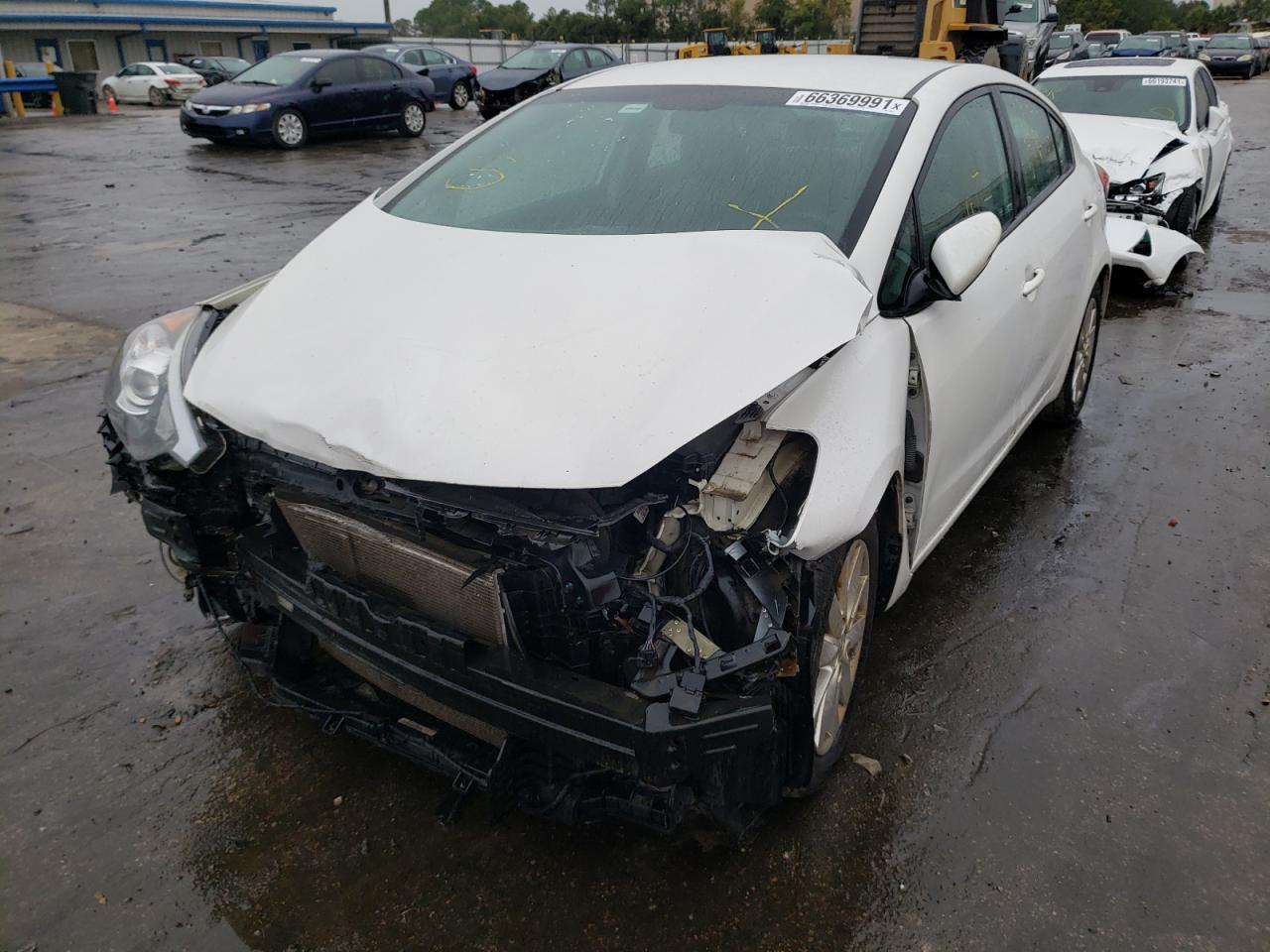 Photo 2 from auction – 2016 KIA FORTE LX with VIN KNAFX4A65G5584101