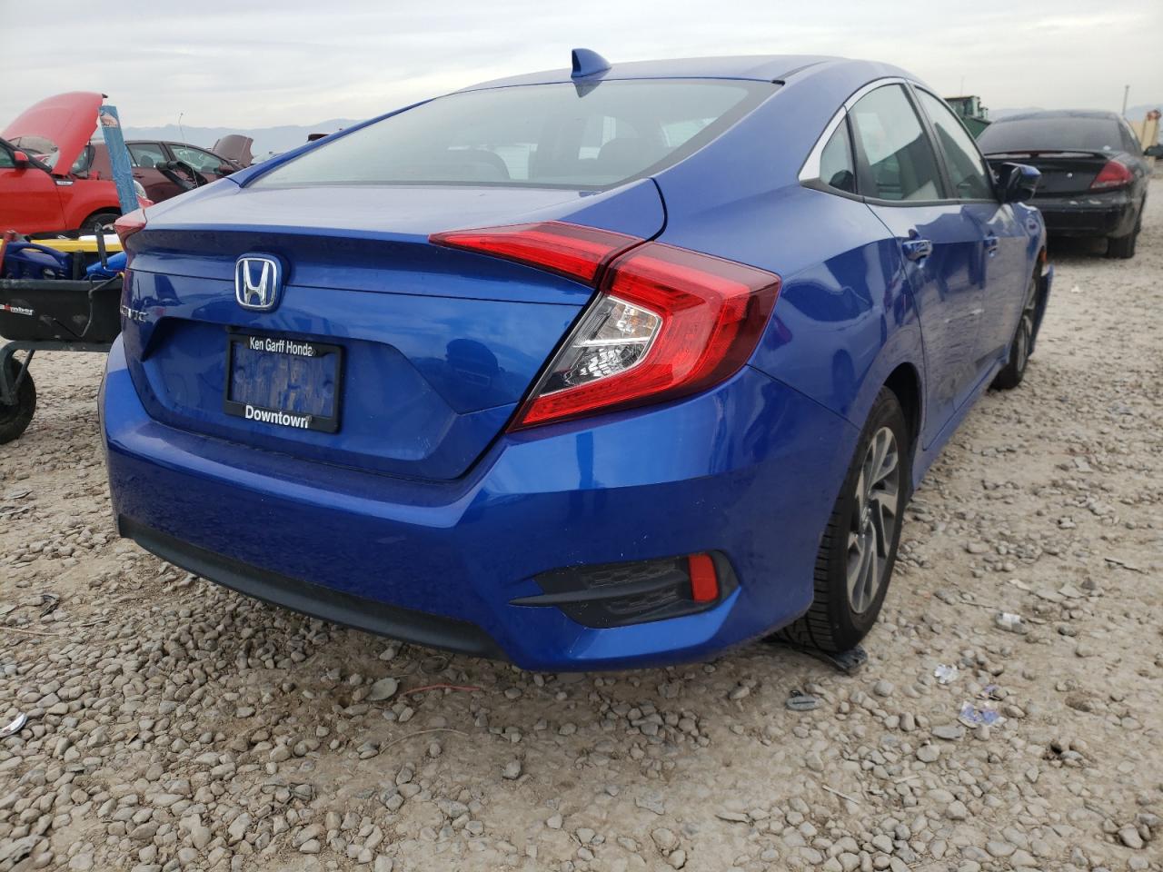 Photo 4 from auction – 2017 HONDA CIVIC EX with VIN 19XFC2F79HE213534