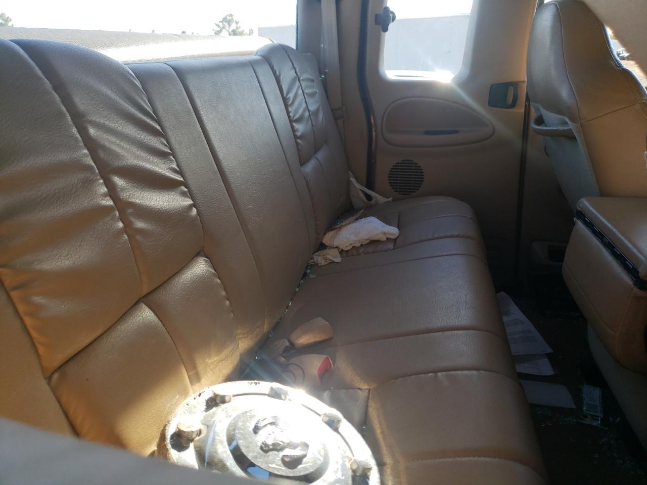 Foto 6 de la subasta – 2000 DODGE RAM 3500 con VIN 1B7MC3366YJ130493