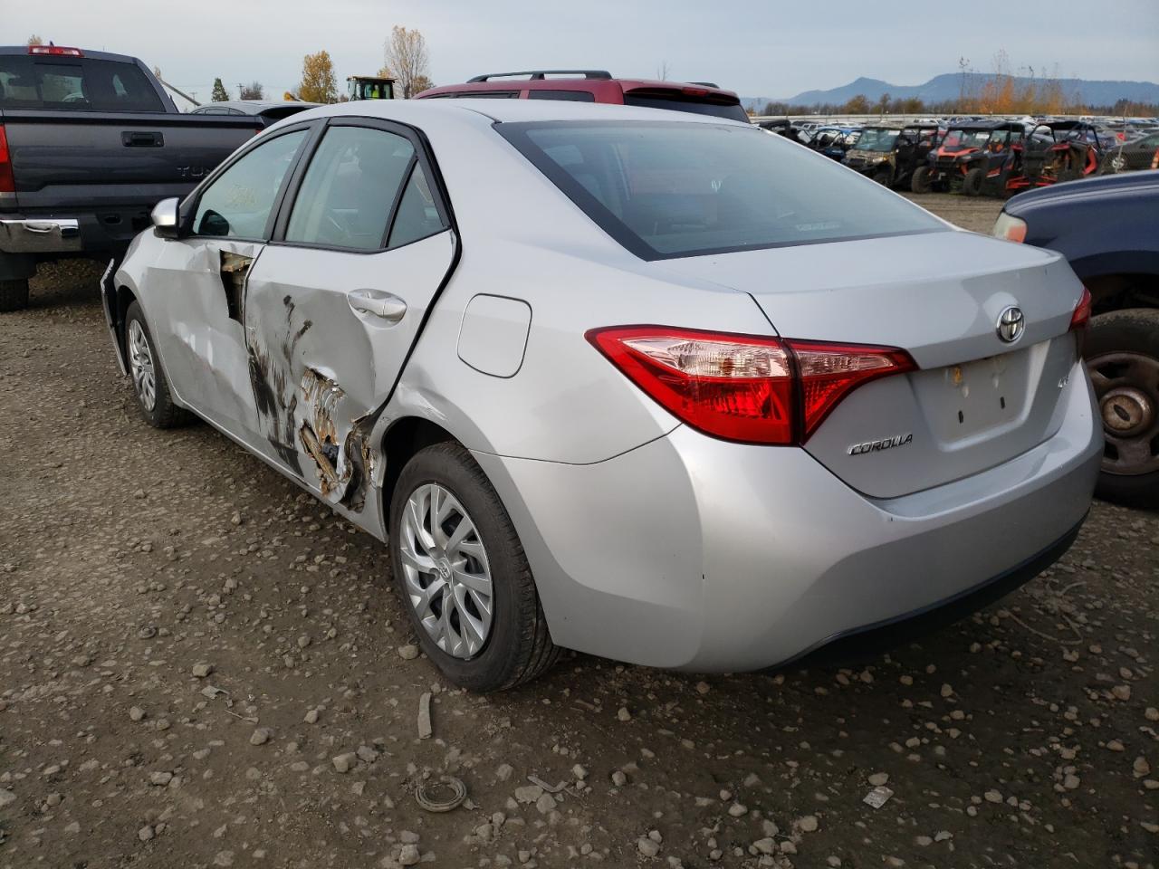 Photo 3 from auction – 2018 TOYOTA COROLLA L with VIN 2T1BURHE6JC055934