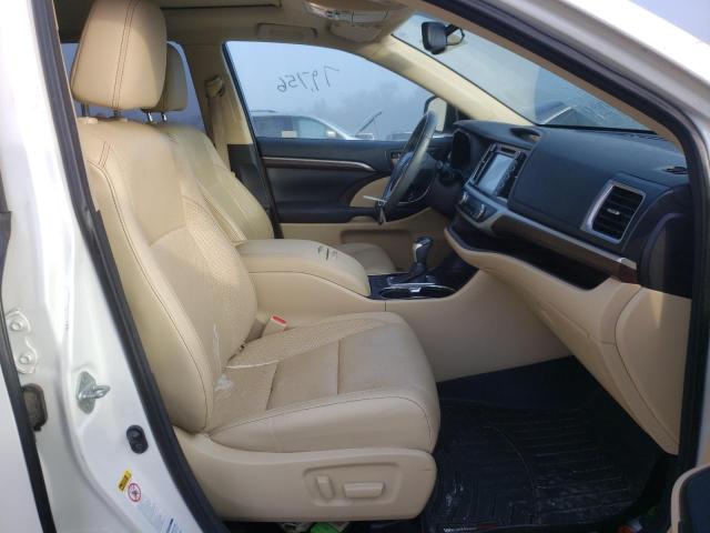 Photo 5 from auction – 2015 TOYOTA HIGHLANDER with VIN 5TDDKRFH8FS210381