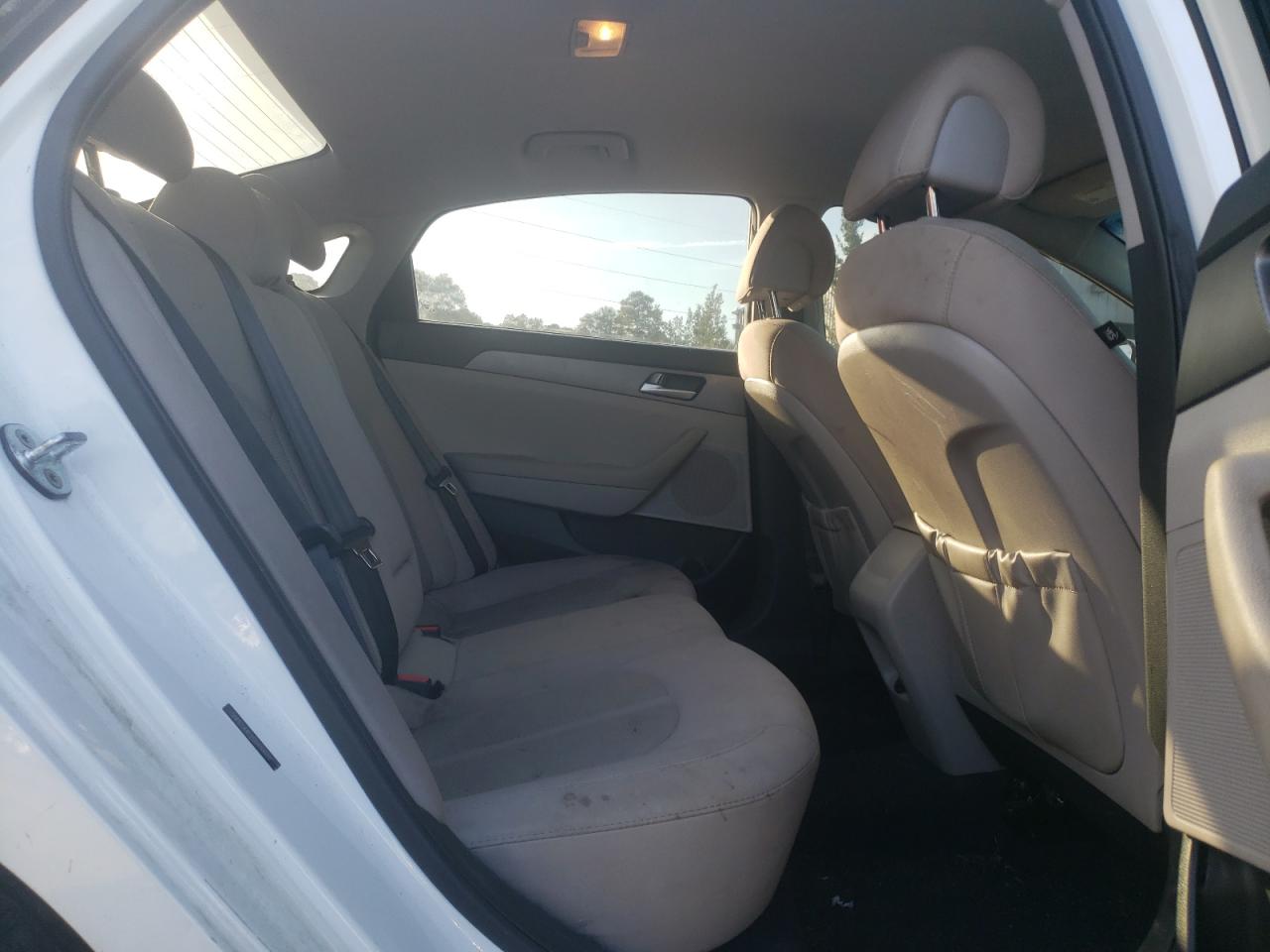 Photo 6 from auction – 2016 HYUNDAI SONATA SE with VIN 5NPE24AF2GH410600