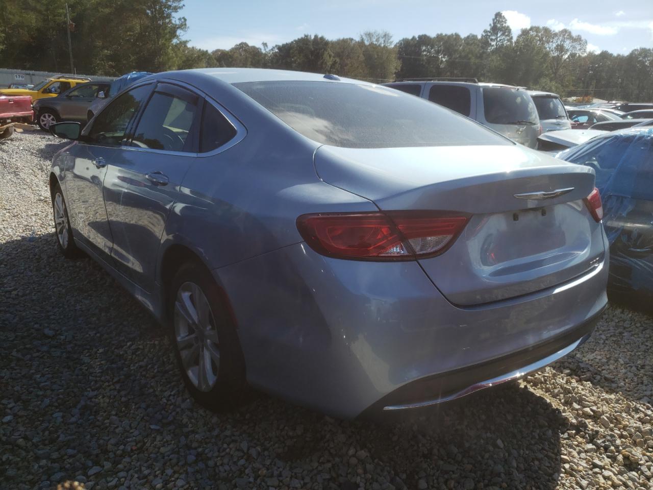 Photo 3 from auction – 2015 CHRYSLER 200 LIMITE with VIN 1C3CCCAB9FN646272