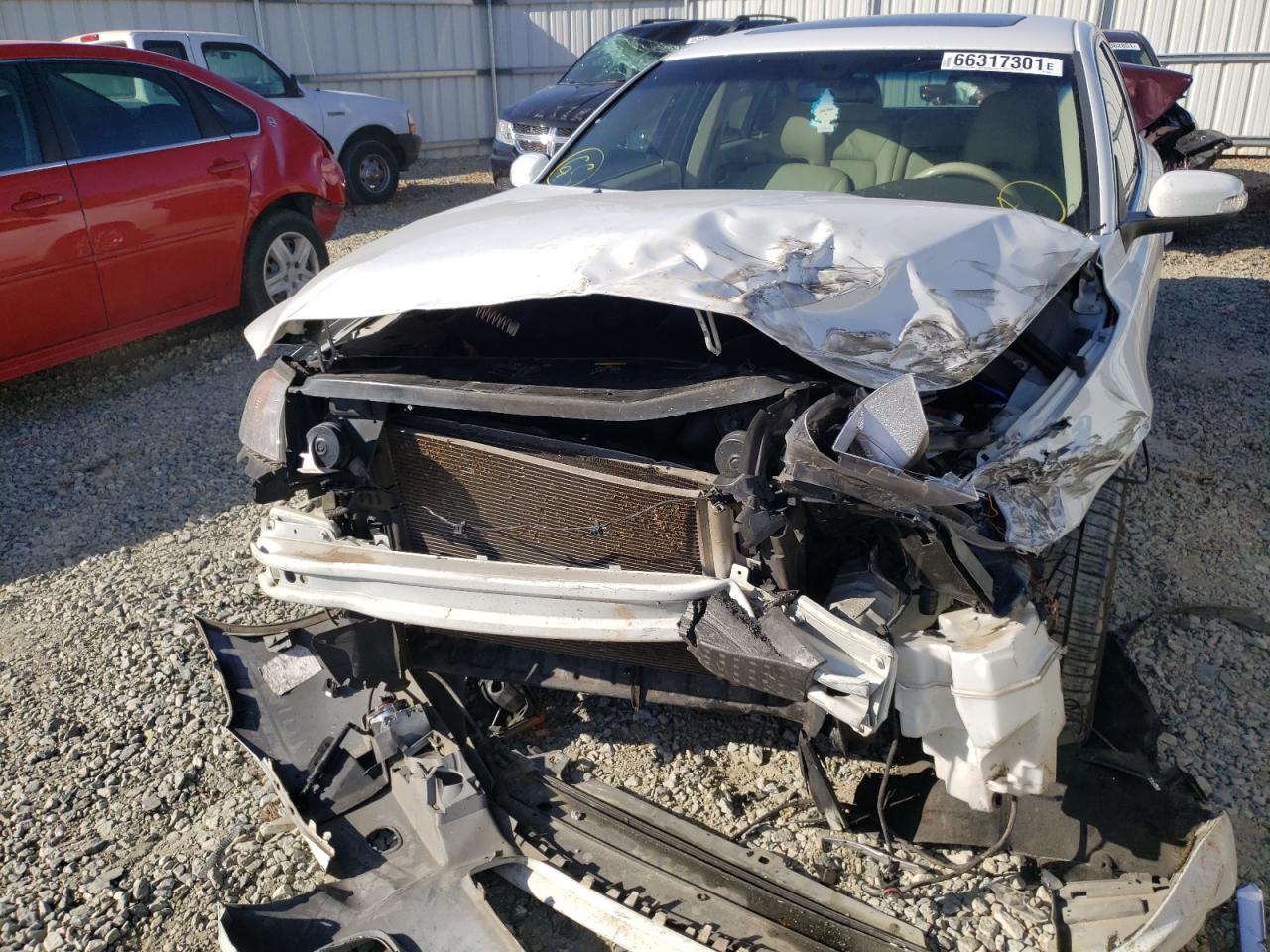 Photo 9 from auction – 2011 VOLVO S80 3.2 with VIN YV1952AS2B1144015