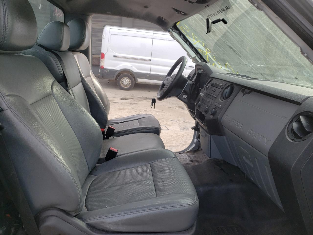 Photo 15 from auction – 2013 FORD F250 SUPER with VIN 1FTBF2A66DEA86297