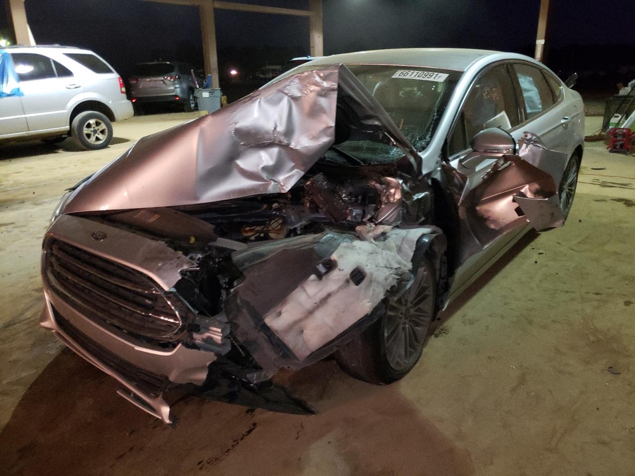 Photo 2 from auction – 2013 FORD FUSION SE with VIN 3FA6P0HR5DR152828