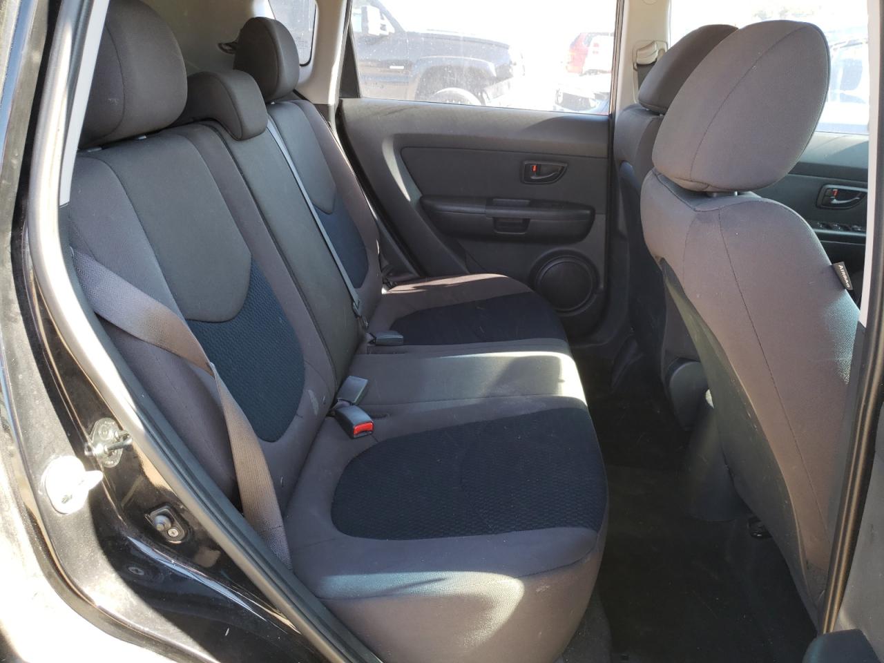 Foto 6 de la subasta – 2013 KIA SOUL con VIN KNDJT2A50D7583572