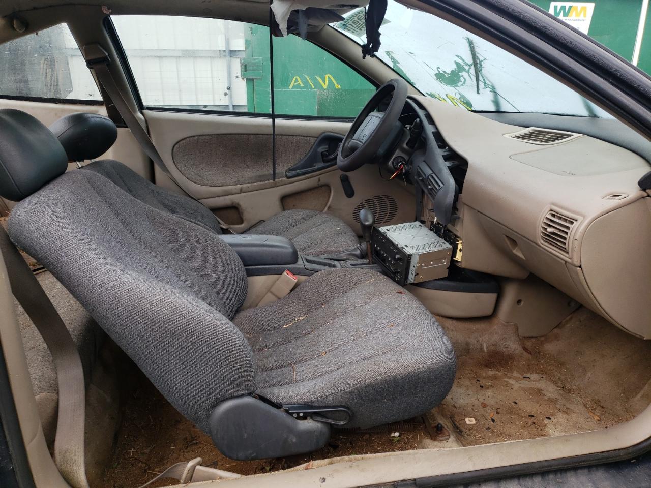 Photo 5 from auction – 2001 CHEVROLET CAVALIER with VIN 1G1JC124017308157