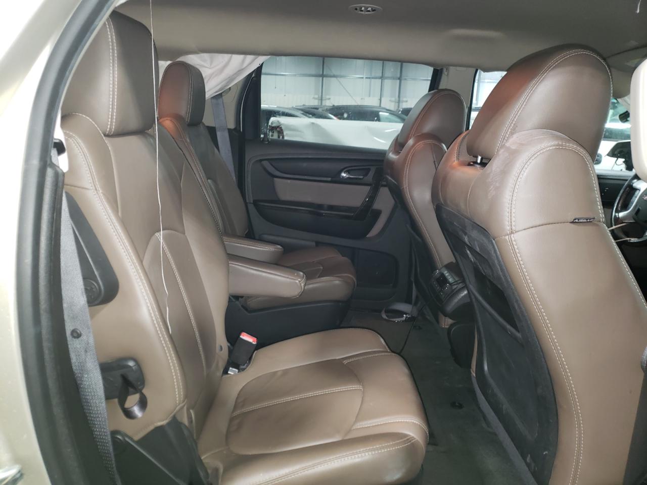 Photo 6 from auction – 2014 GMC ACADIA SLT with VIN 1GKKVRKD2EJ364411