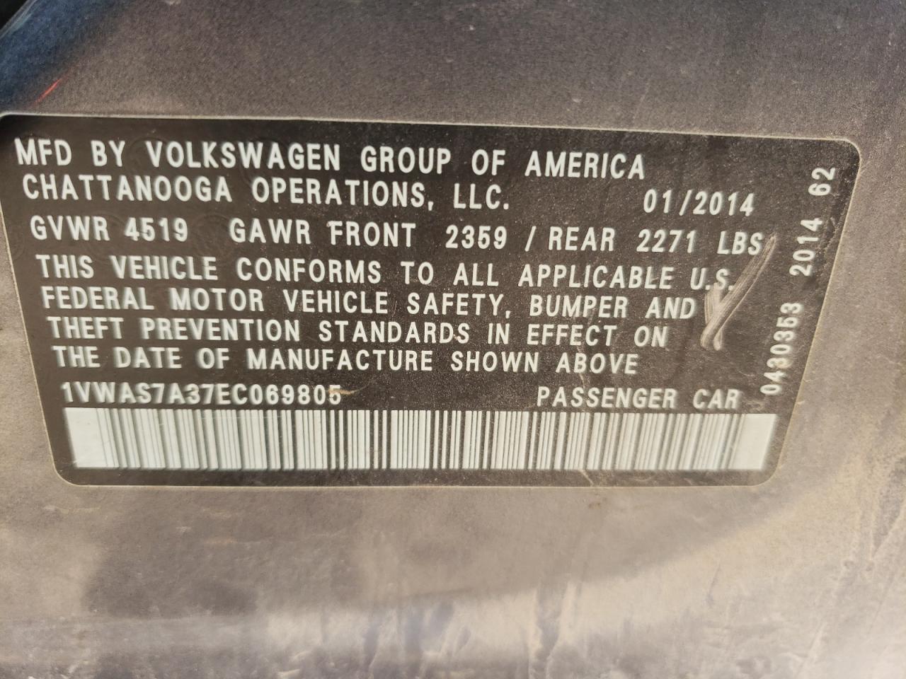 Photo 10 from auction – 2014 VOLKSWAGEN PASSAT S with VIN 1VWAS7A37EC069805