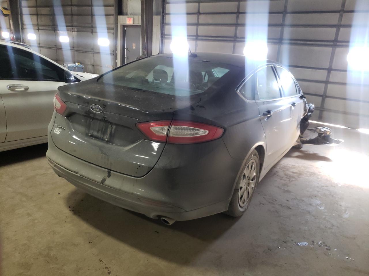 Photo 4 from auction – 2014 FORD FUSION S with VIN 3FA6P0G75ER232003