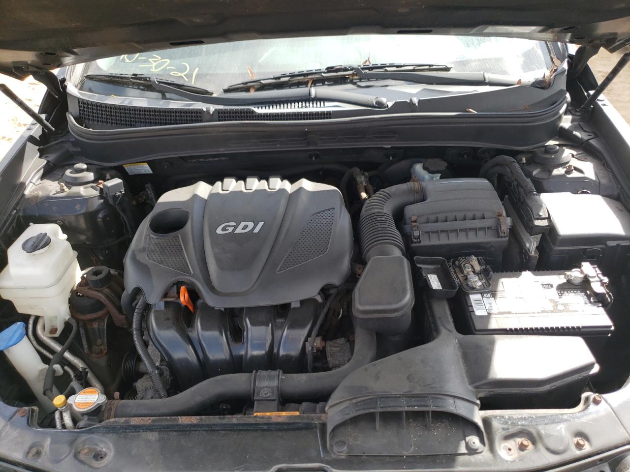 Photo 7 from auction – 2011 HYUNDAI SONATA SE with VIN 5NPEC4AC7BH024881
