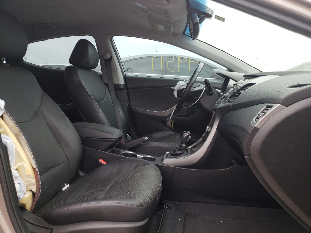 Photo 5 from auction – 2016 HYUNDAI ELANTRA SE with VIN 5NPDH4AE7GH659329
