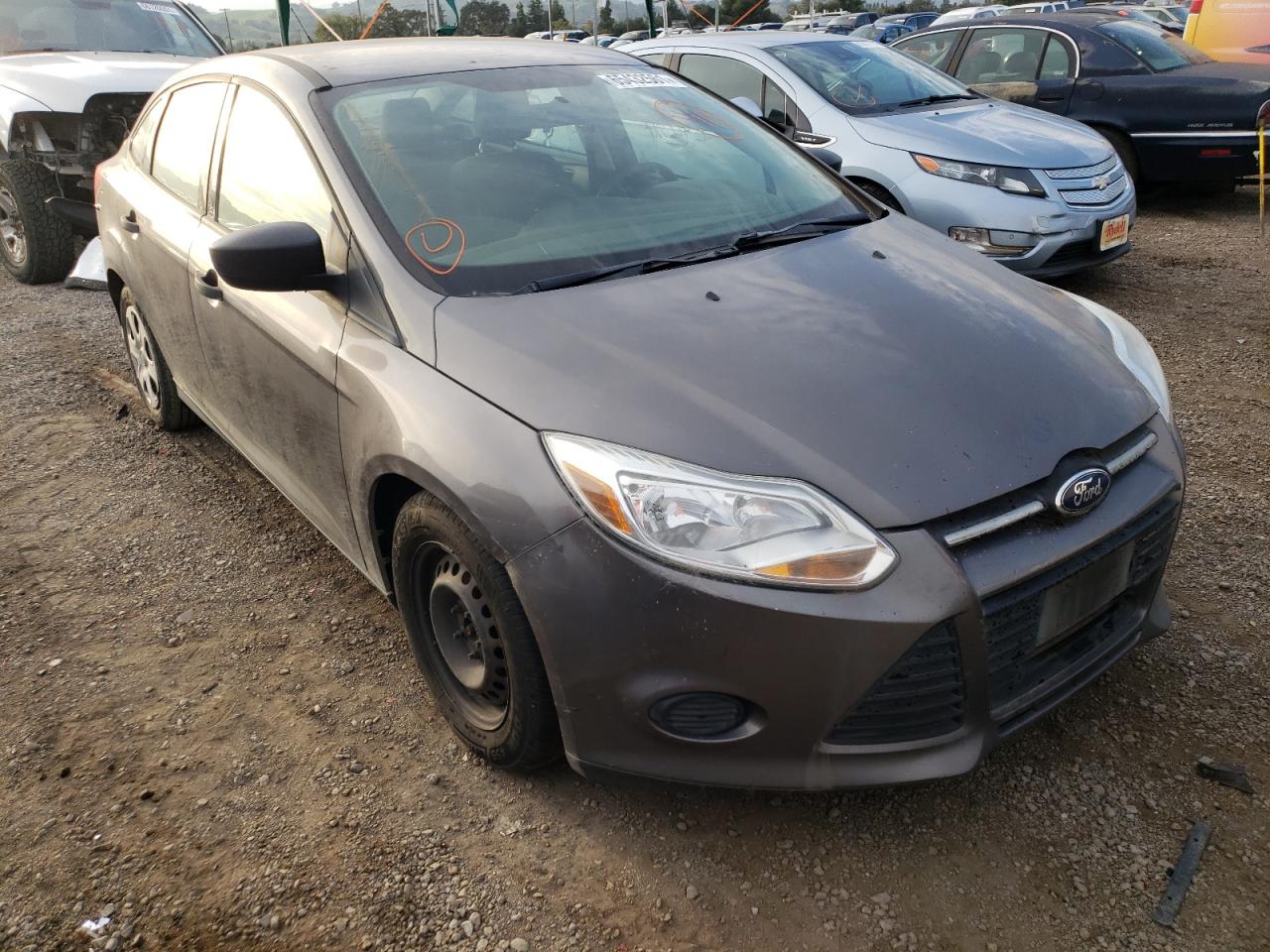 FORD FOCUS S 2013 with VIN 1FADP3E25DL171040 - Photo from auction