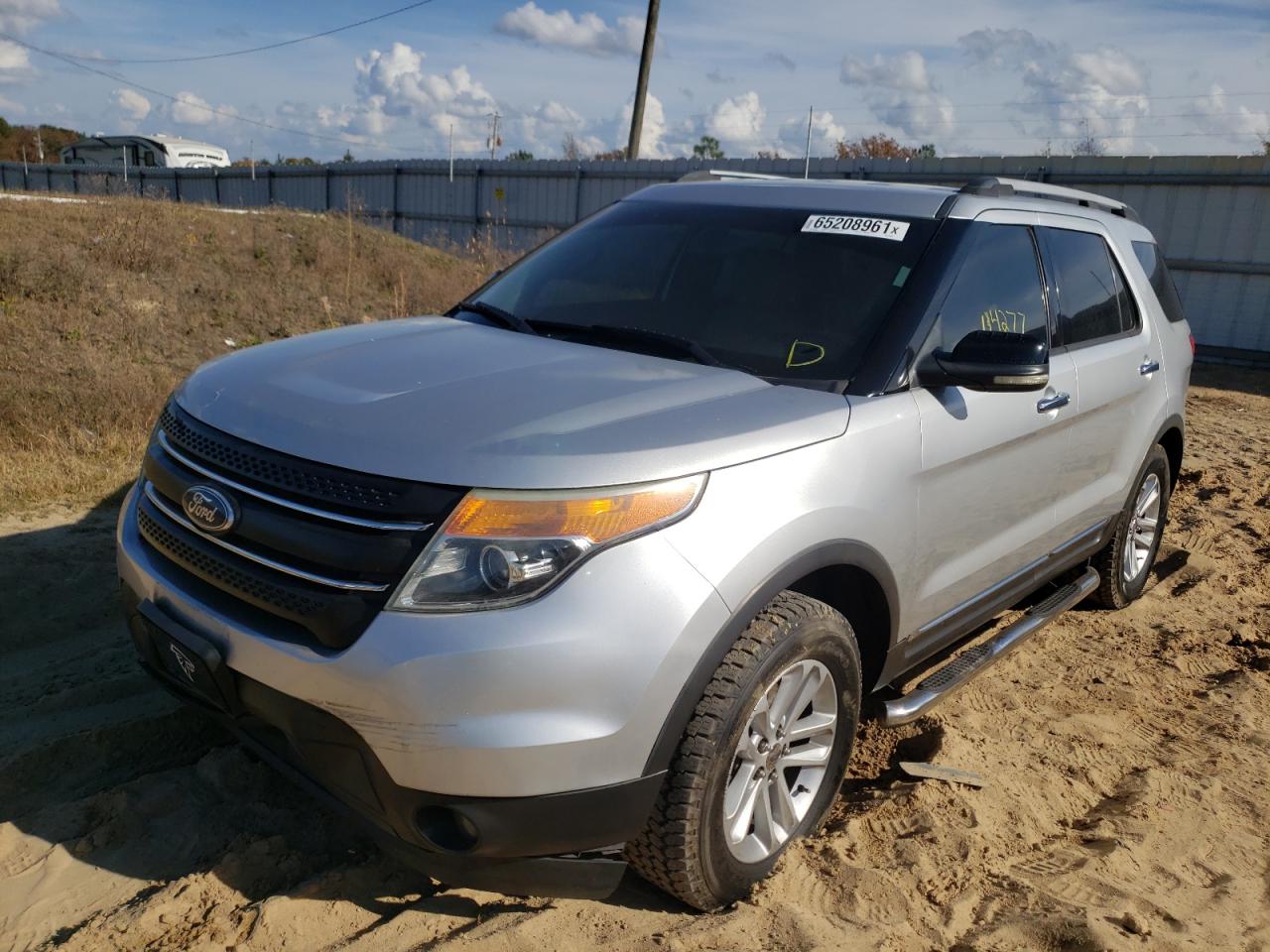 Photo 2 from auction – 2011 FORD EXPLORER X with VIN 1FMHK7D81BGA20866