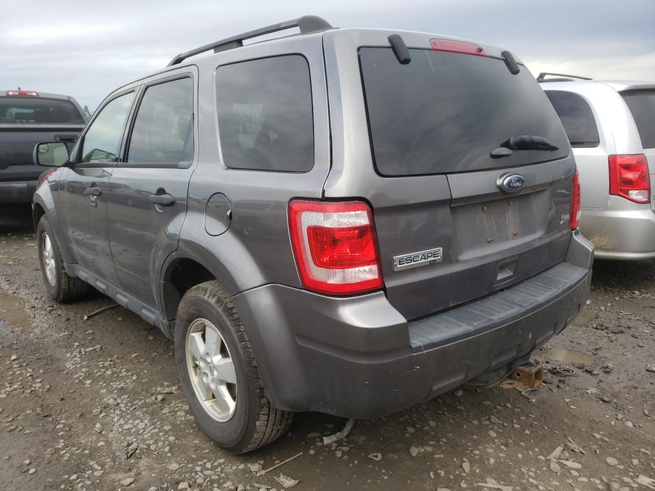 Photo 3 from auction – 2010 FORD ESCAPE with VIN 1FMCU9DG9AKC28772
