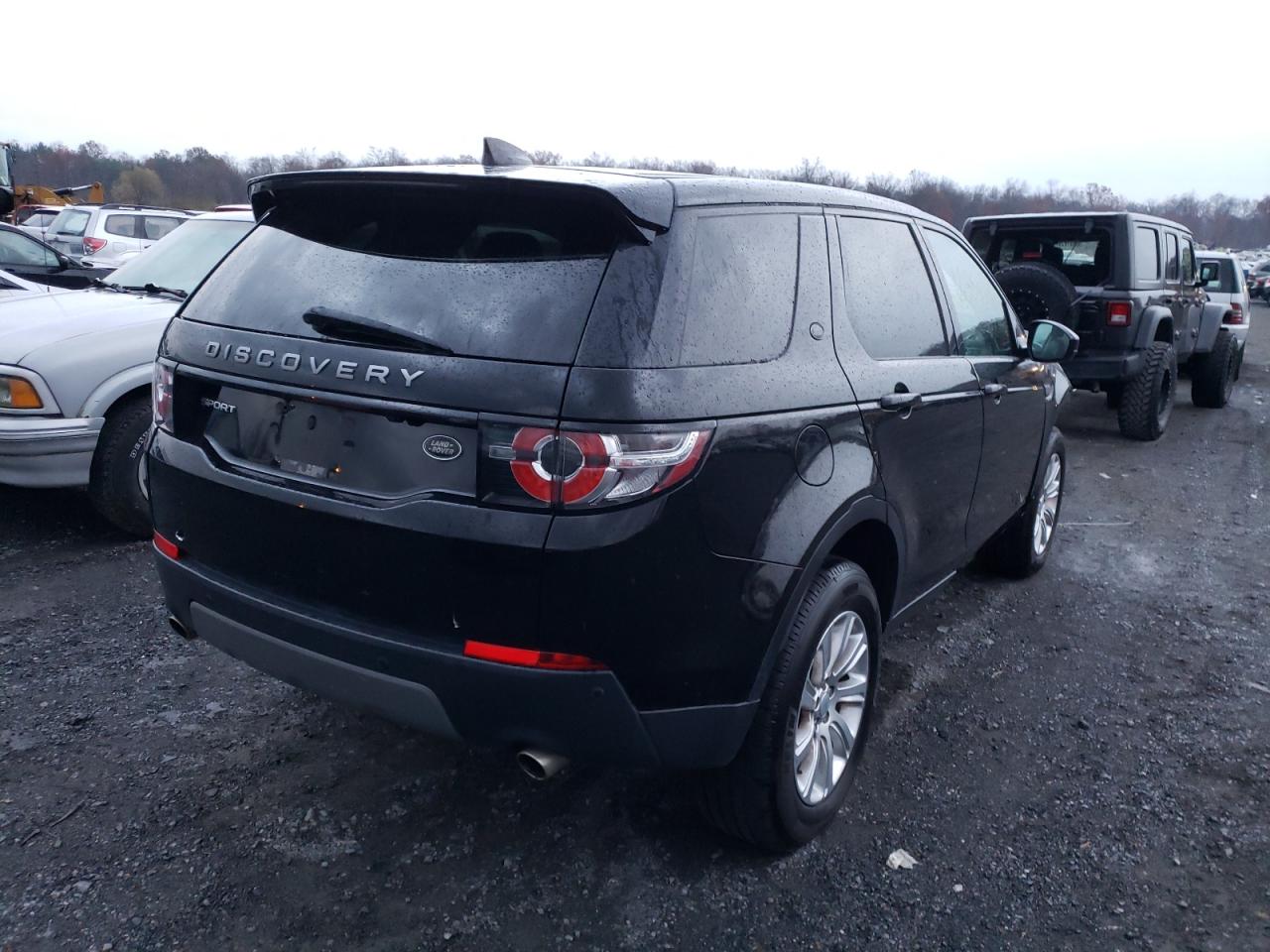 Photo 4 from auction – 2017 LAND ROVER DISCOVERY with VIN SALCP2BG5HH668607