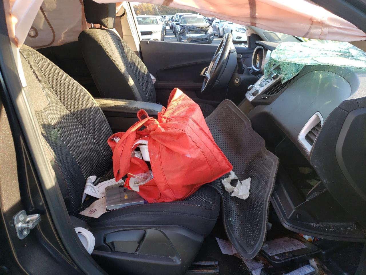 Photo 5 from auction – 2015 CHEVROLET EQUINOX LT with VIN 2GNFLGEK0F6264122