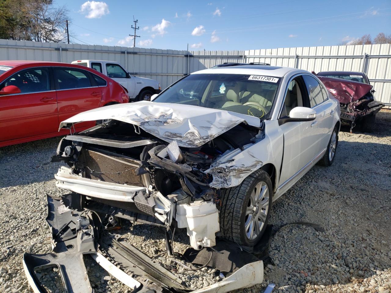 Photo 2 from auction – 2011 VOLVO S80 3.2 with VIN YV1952AS2B1144015