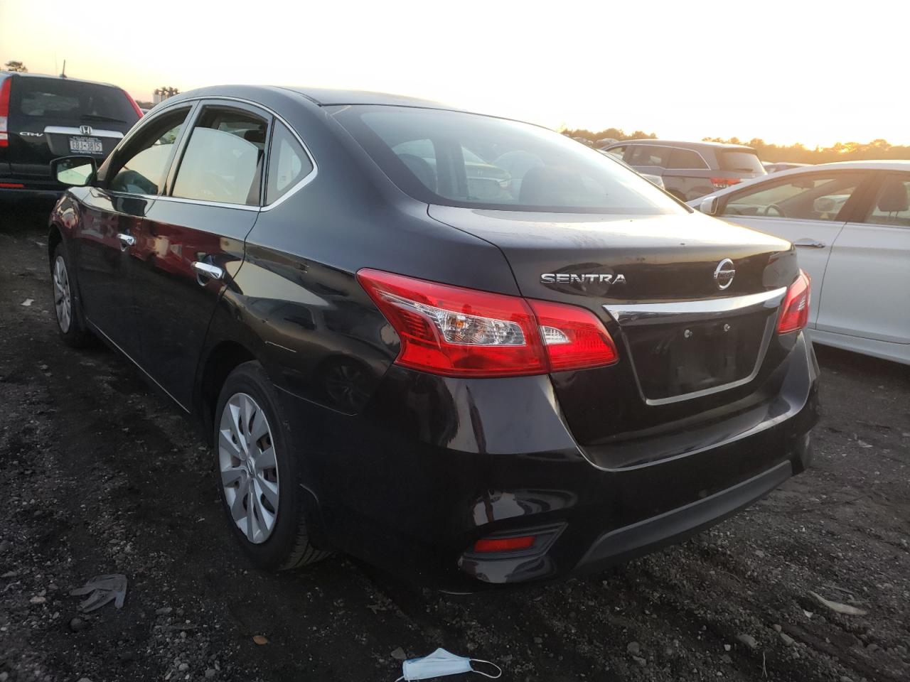 Photo 3 from auction – 2016 NISSAN SENTRA S with VIN 3N1AB7AP0GY267645