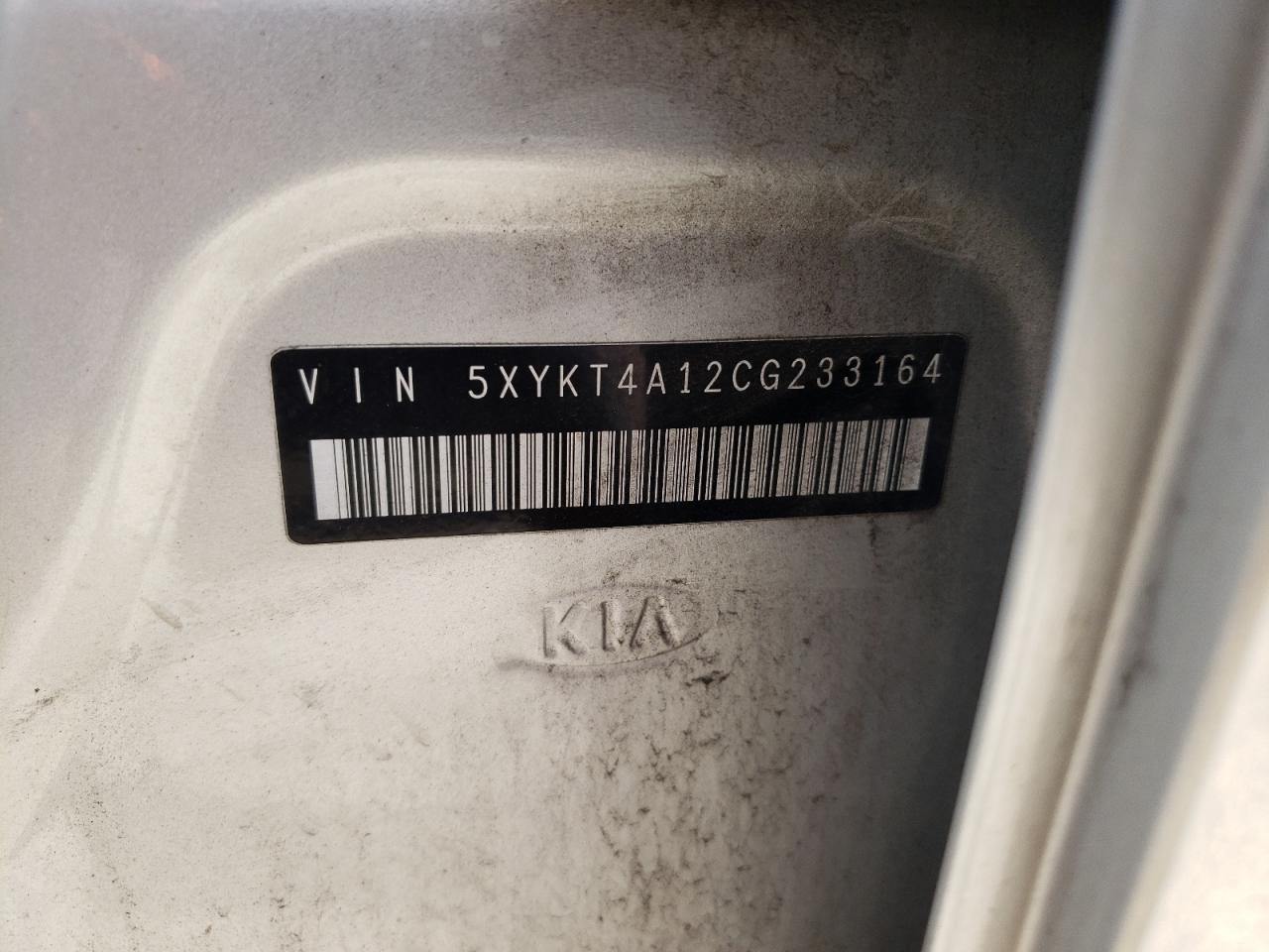 Photo 10 from auction – 2012 KIA SORENTO BA with VIN 5XYKT4A12CG233164