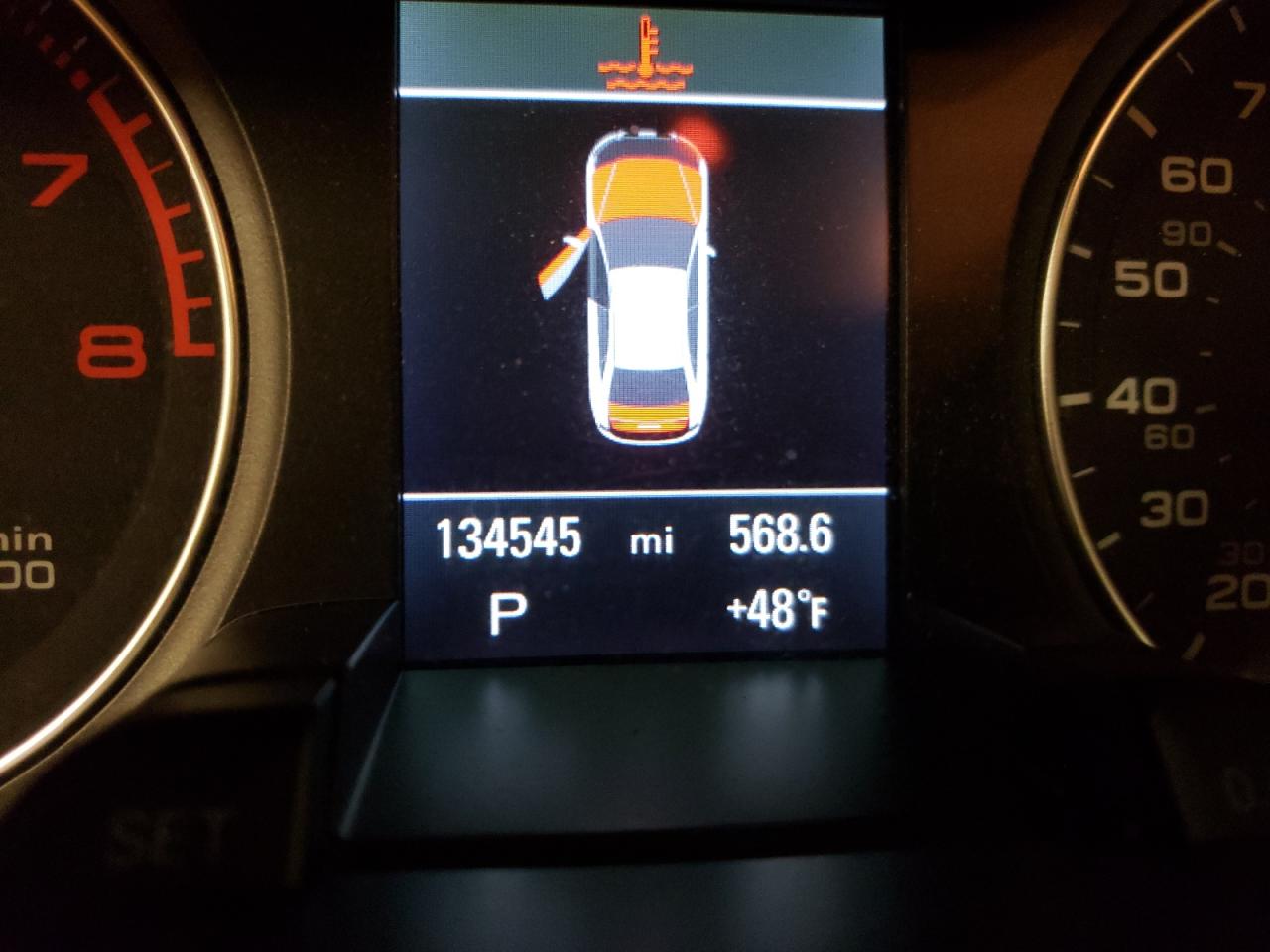 Photo 8 from auction – 2016 AUDI A4 PREMIUM with VIN WAUBFAFL2GN008349