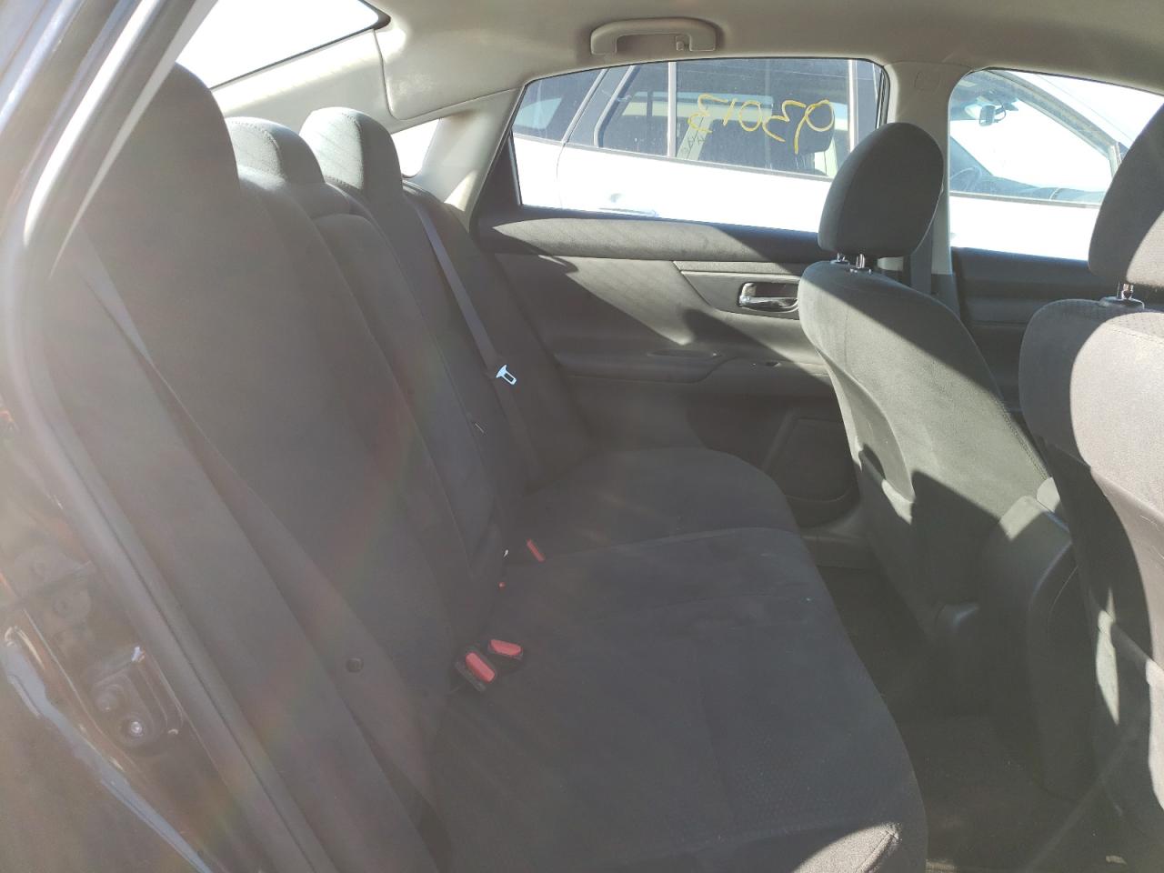 Photo 6 from auction – 2015 NISSAN ALTIMA 2.5 with VIN 1N4AL3AP2FN402273