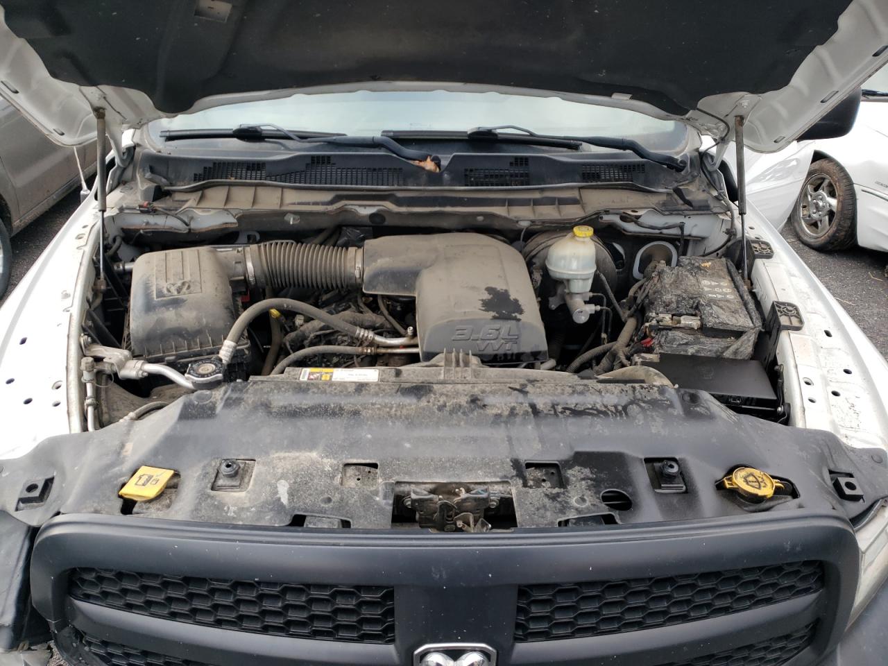 Photo 7 from auction – 2015 RAM 1500 ST with VIN 3C6JR6AG4FG637073