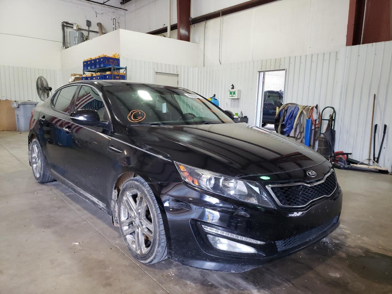 KIA OPTIMA SX 2013 with VIN 5XXGR4A67DG117142 - Photo from auction