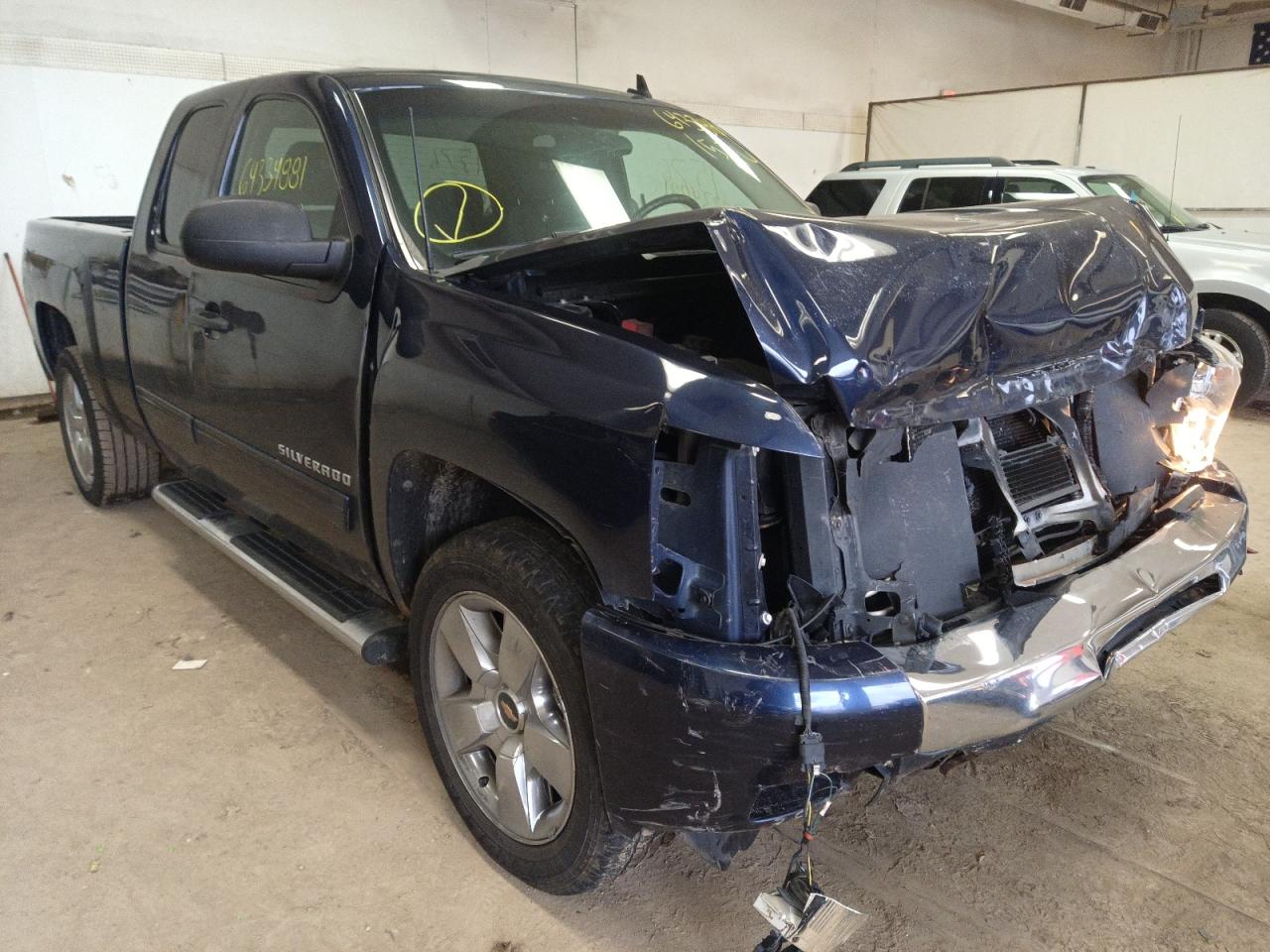 CHEVROLET SILVERADO 2011 with VIN 1GCRKSE31BZ174576 - Photo from auction