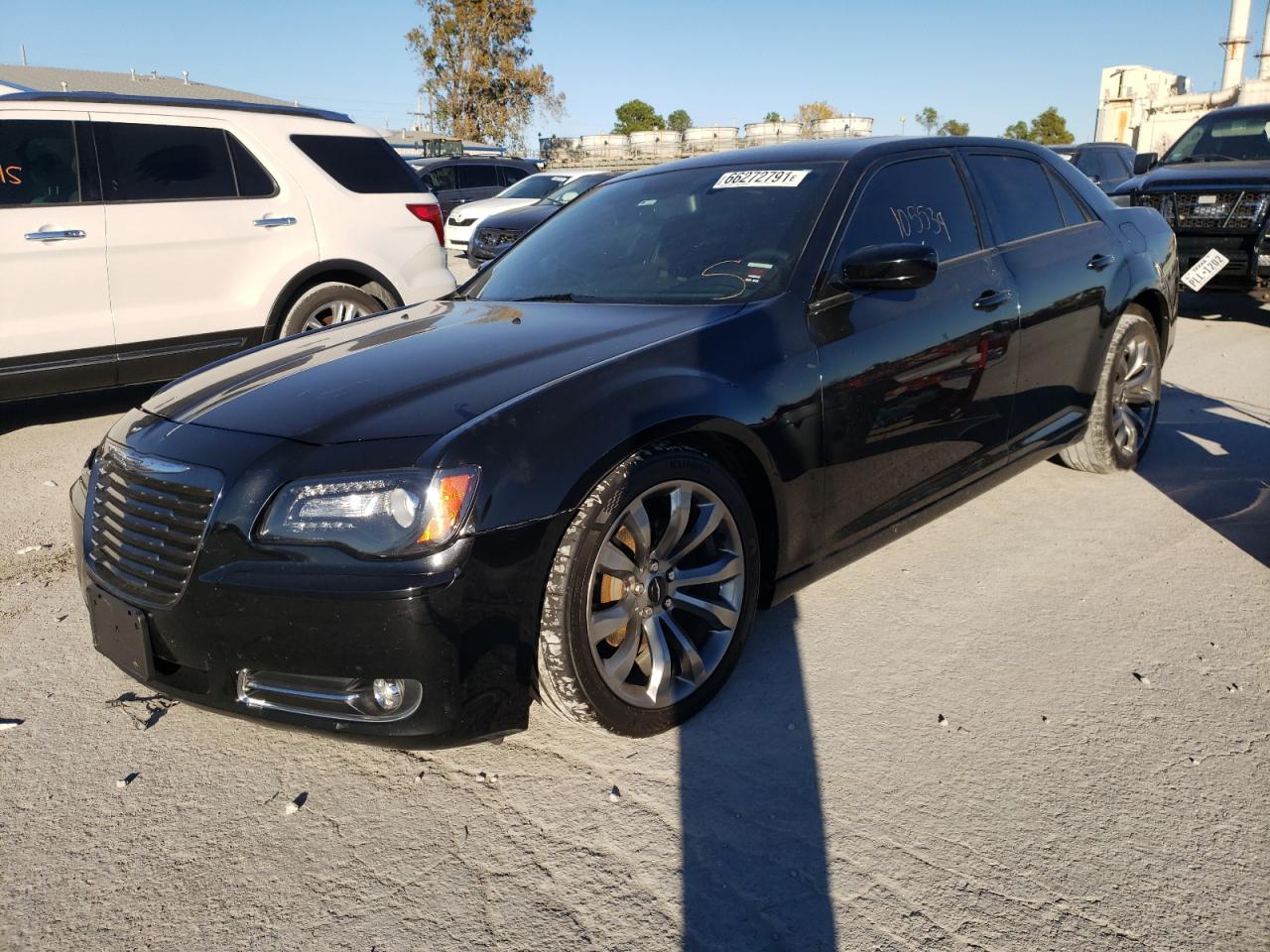 Photo 2 from auction – 2014 CHRYSLER 300 S with VIN 2C3CCABG0EH352135