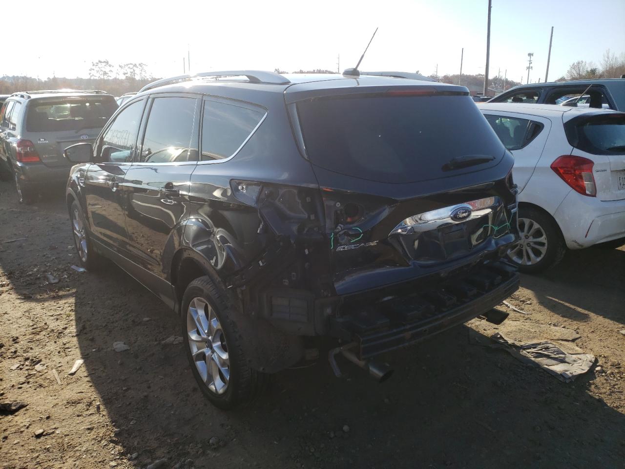 Photo 3 from auction – 2014 FORD ESCAPE TIT with VIN 1FMCU9J94EUA10139