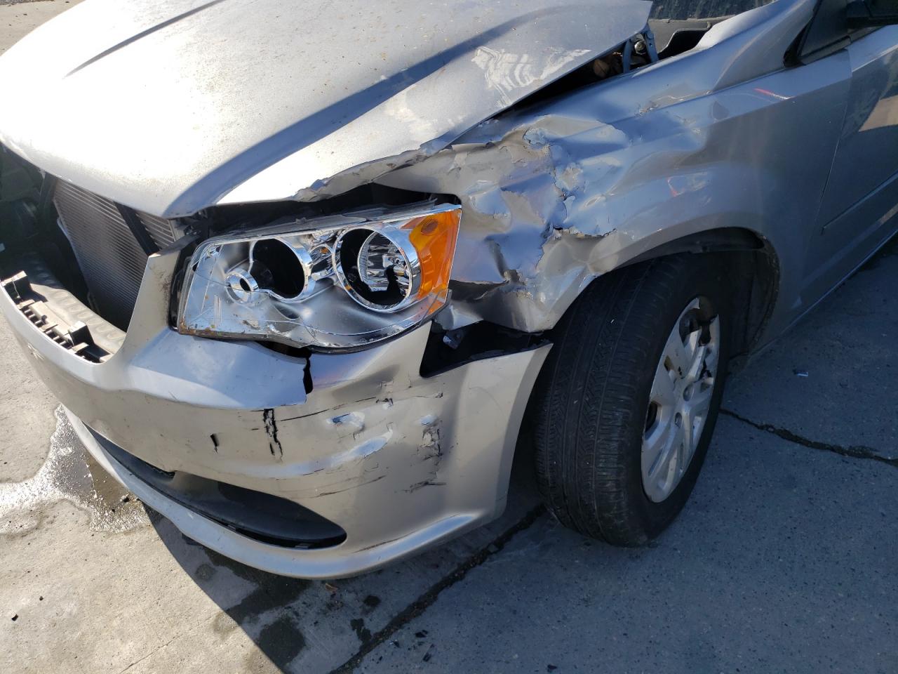 Photo 9 from auction – 2015 DODGE GRAND CARA with VIN 2C4RDGBGXFR616379