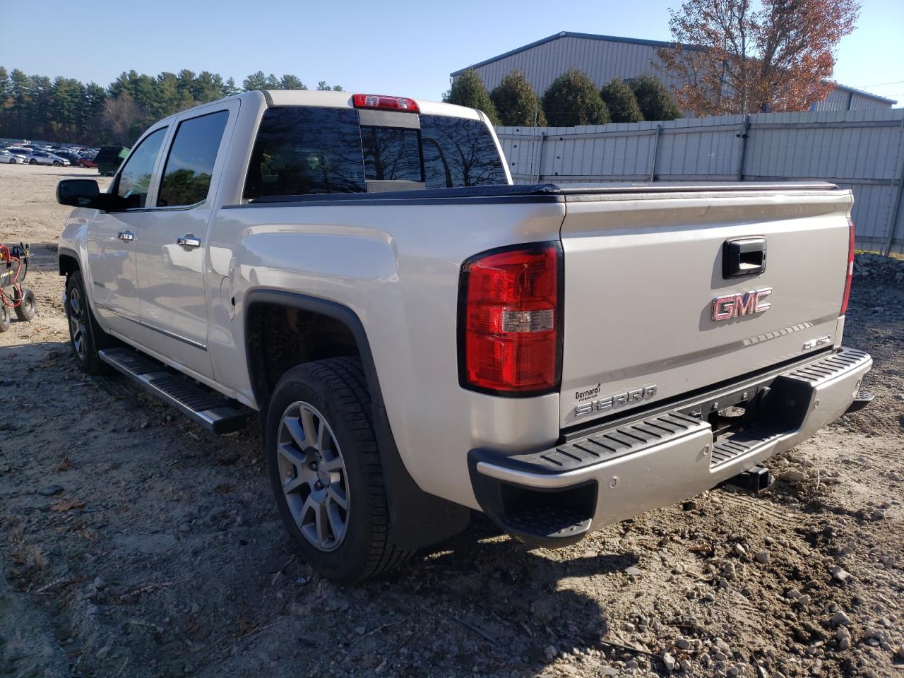 Photo 3 from auction – 2015 GMC SIERRA K15 with VIN 3GTU2WEC6FG385974