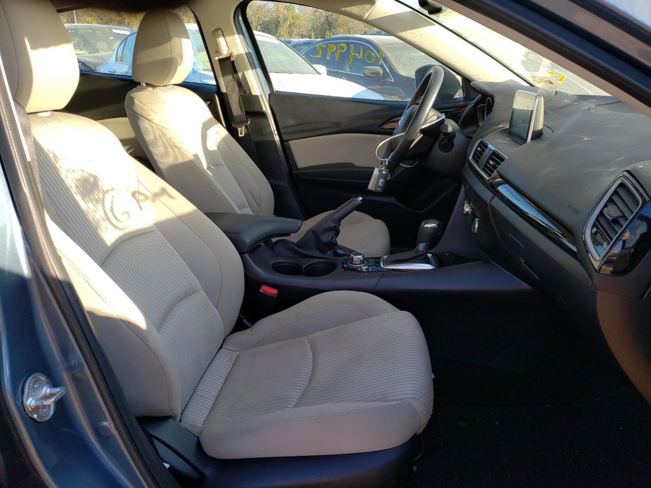 Photo 5 from auction – 2016 MAZDA 3 TOURING with VIN 3MZBM1M73GM323764