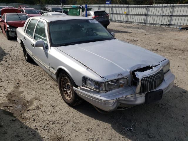 LINCOLN TOWN CAR E 1997 with VIN 1LNLM81W5VY740442 - Photo from auction