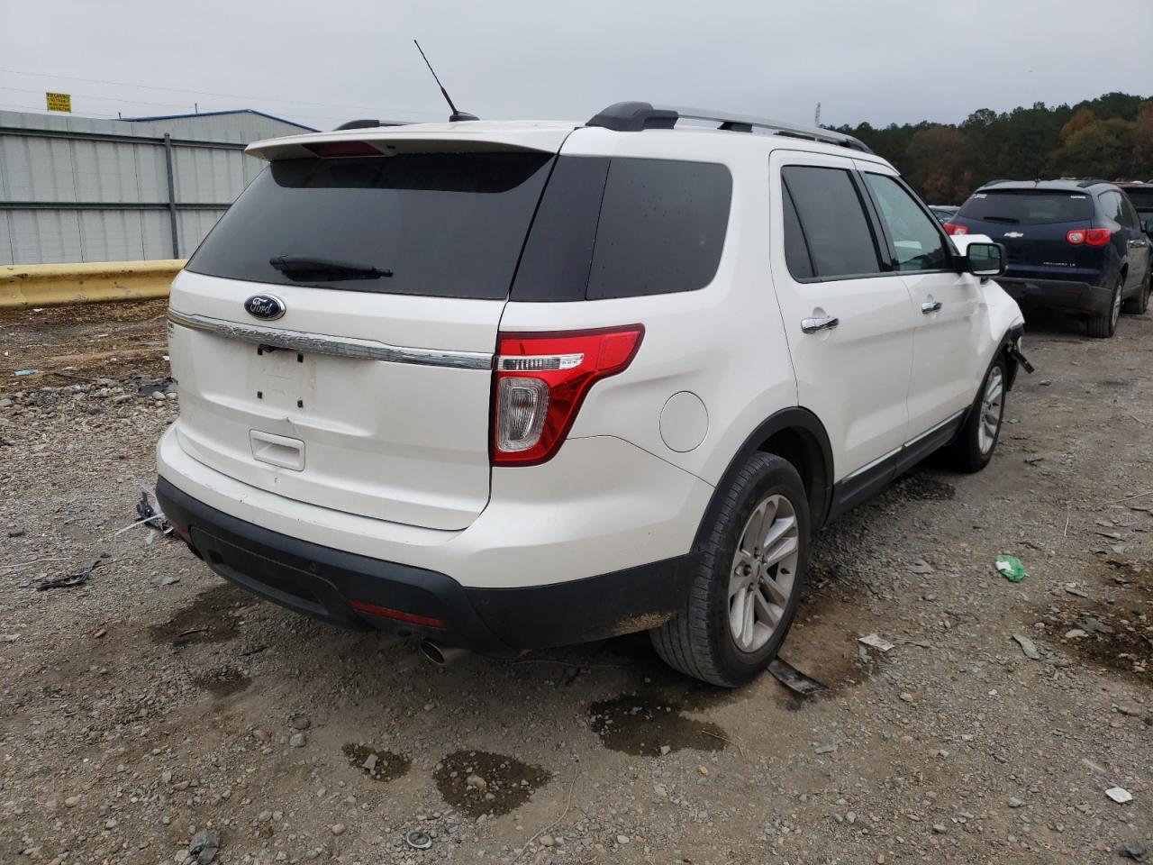 Photo 4 from auction – 2012 FORD EXPLORER X with VIN 1FMHK7D8XCGA34850