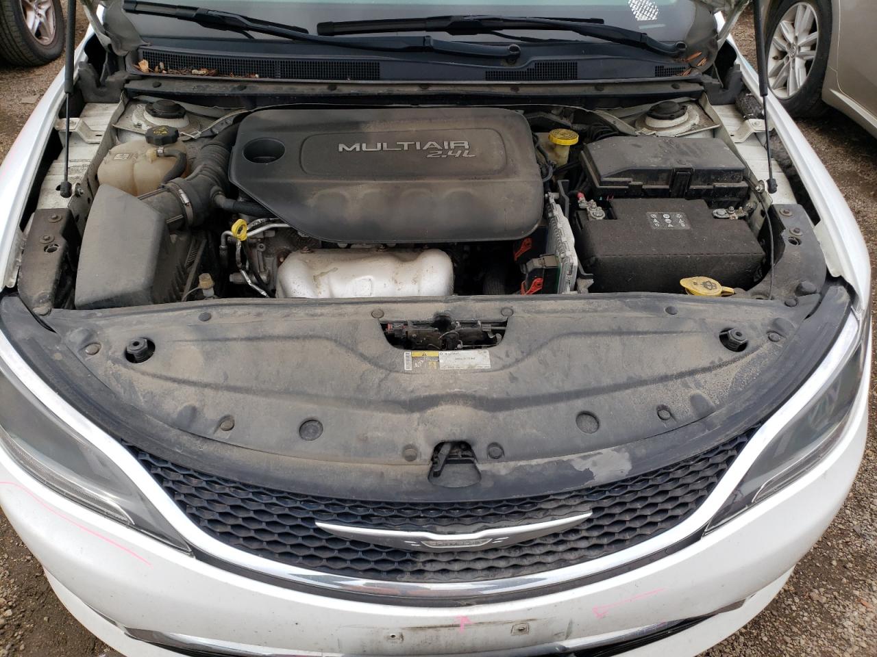 Photo 7 from auction – 2015 CHRYSLER 200 C with VIN 1C3CCCCB3FN564096