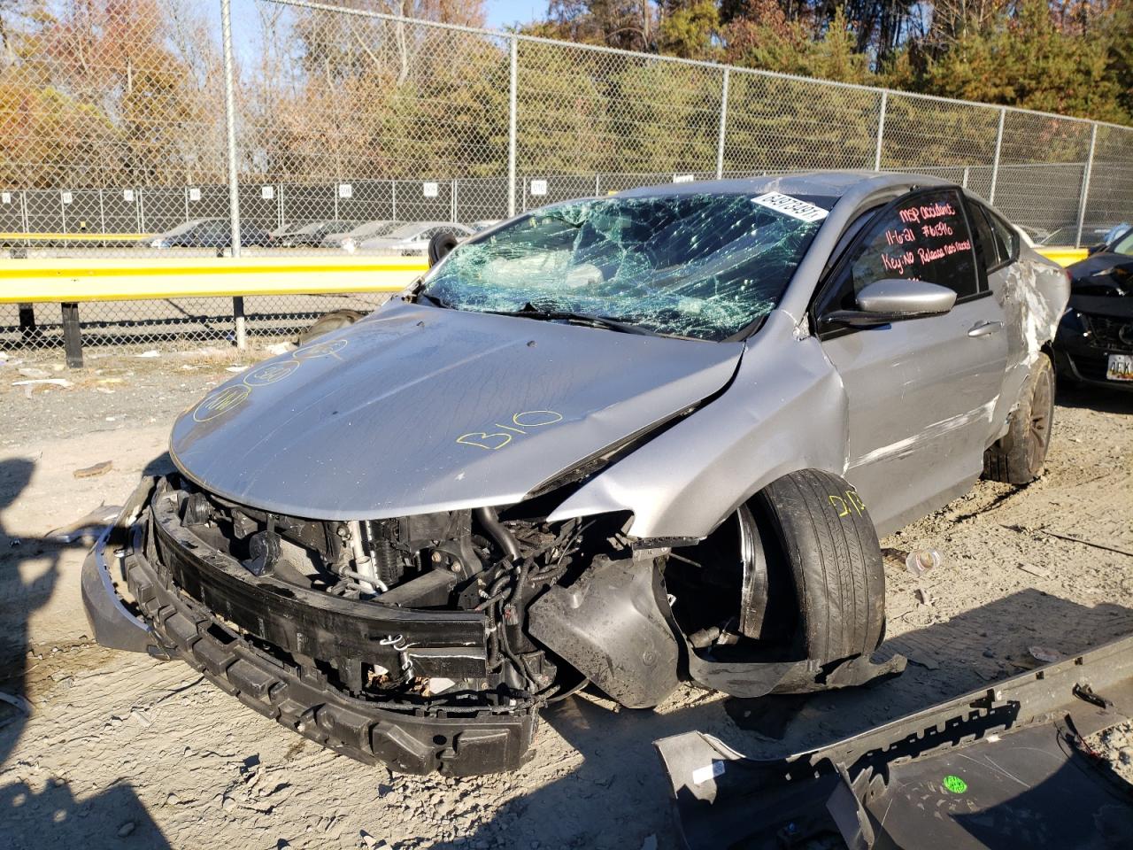 Photo 2 from auction – 2015 CHRYSLER 200 S with VIN 1C3CCCBG3FN505384