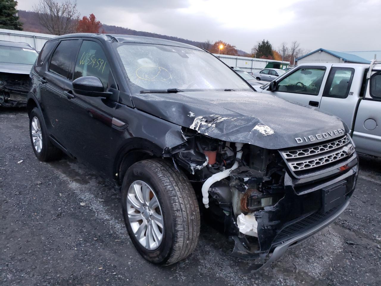 Photo 1 from auction – 2017 LAND ROVER DISCOVERY with VIN SALCP2BG5HH668607