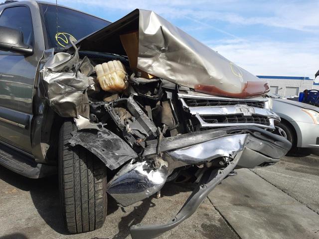Photo 9 from auction – 2002 CHEVROLET SUBURBAN C with VIN 1GNEC16TX2J112846