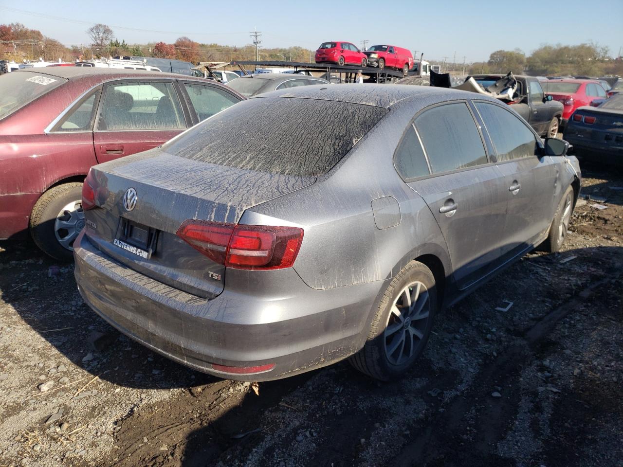 Photo 4 from auction – 2018 VOLKSWAGEN JETTA S with VIN 3VW2B7AJXJM206912